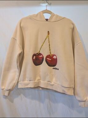 Edikted Cream Hoodie with Cherry‎ Graphic Oversized XS new preppy